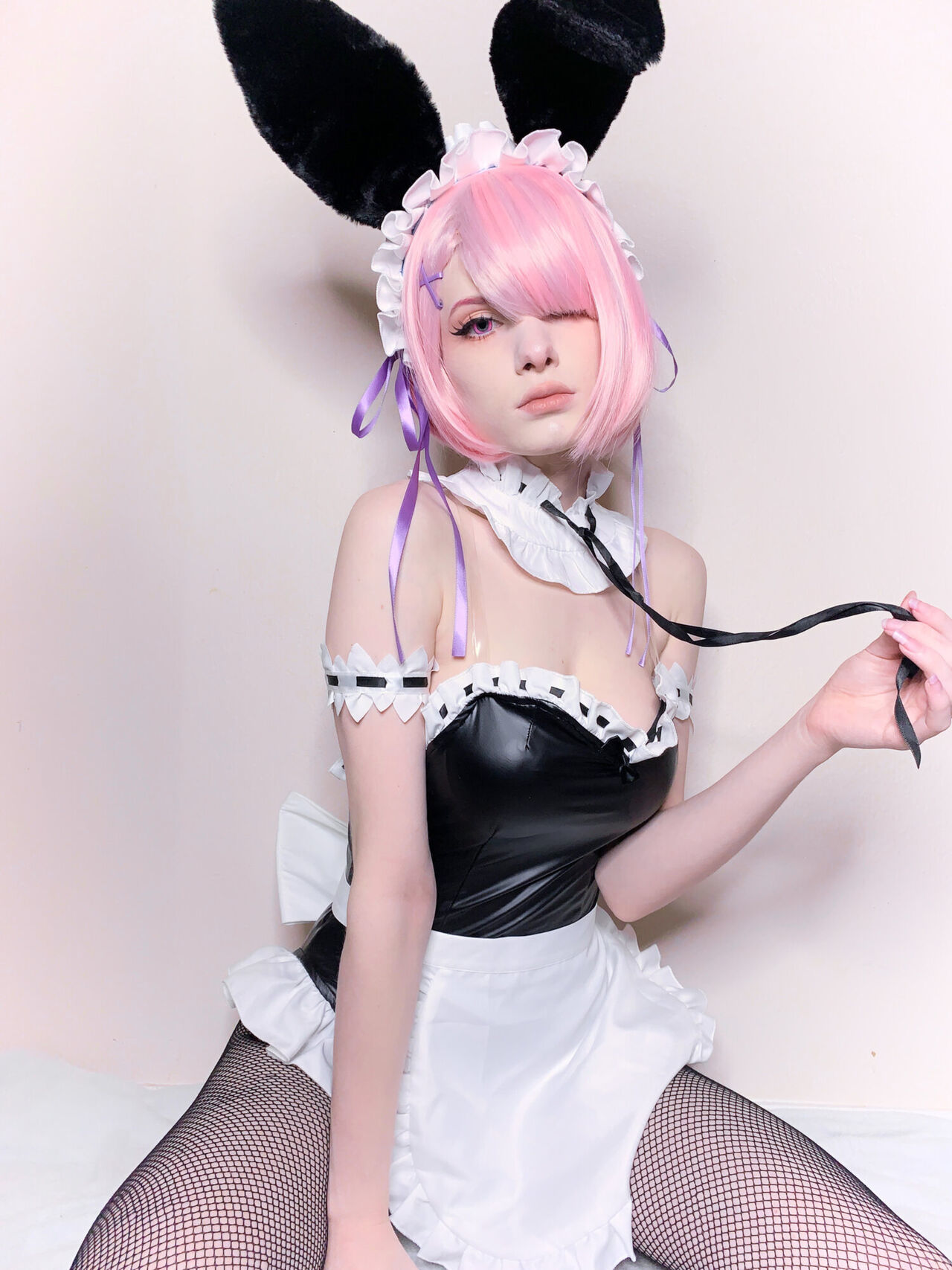 Bunni Lynn - Bunny Suit Ram