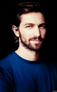 Michiel Huisman PQzR0TIf_o