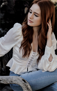 Madelaine Petsch 4NSUKY0B_o