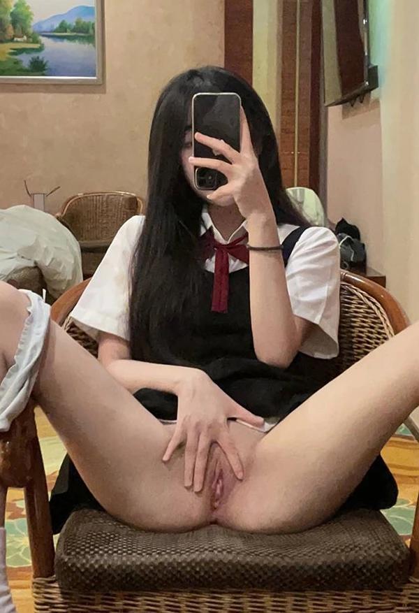 顶级白虎萝莉@Callu3uuu妹的无圣光尺度秀(15)