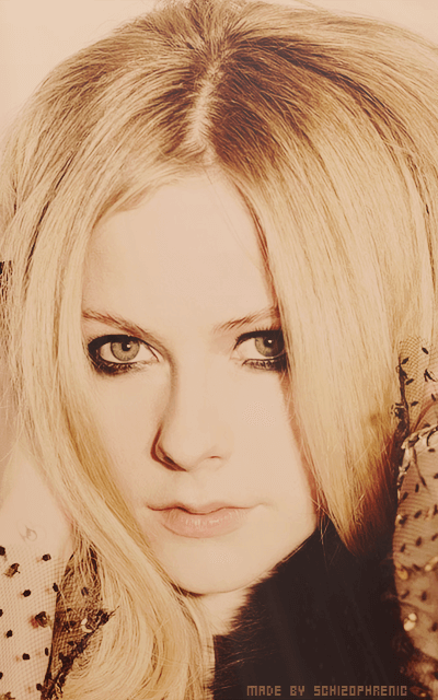 Avril Lavigne DzYLXyQH_o