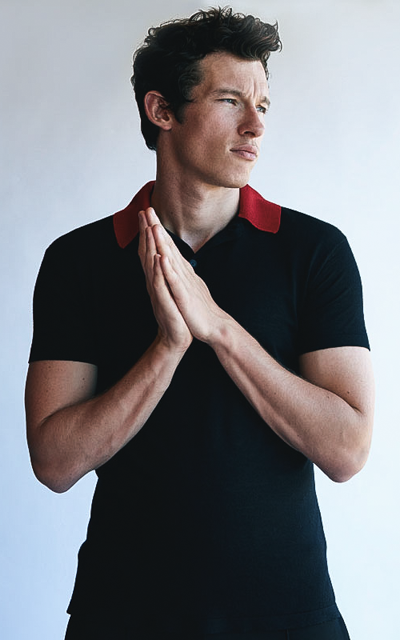 Callum Turner  IUmLh9IZ_o