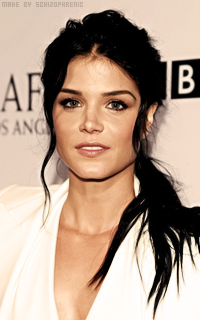 Marie Avgeropoulos NDKxtqTR_o