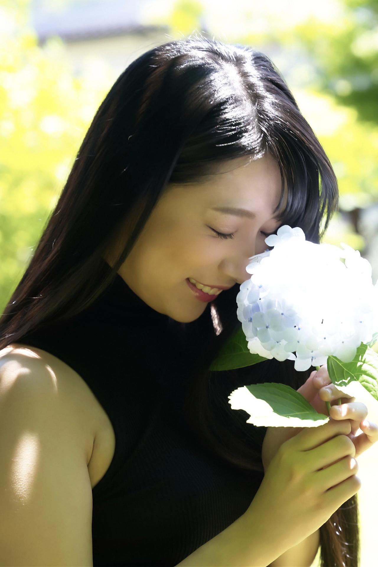 Mihina Nagai みひな, ヌード写真集 「雛～あの夏、儚げで可憐な君と～」 Set.02(8)