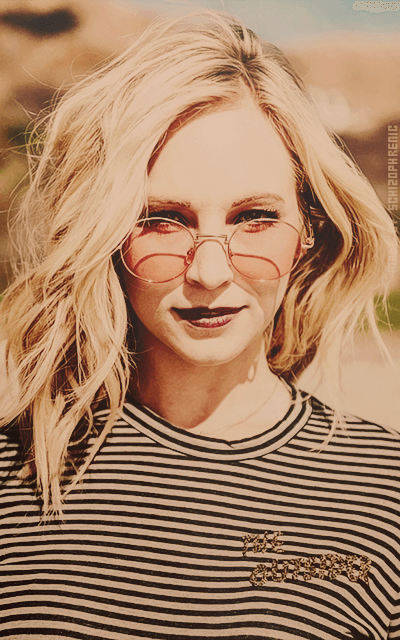 Candice King T74vK7Cp_o