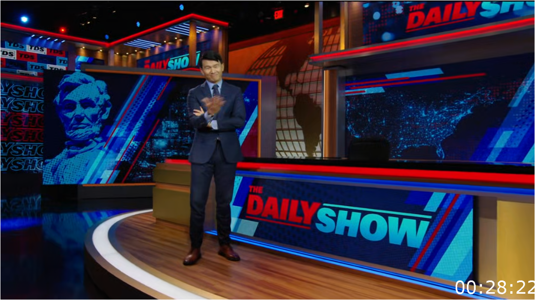 The Daily Show (2024-09-17) Luis Elizondo [1080p/720p] (x265) BJ3wehop_o