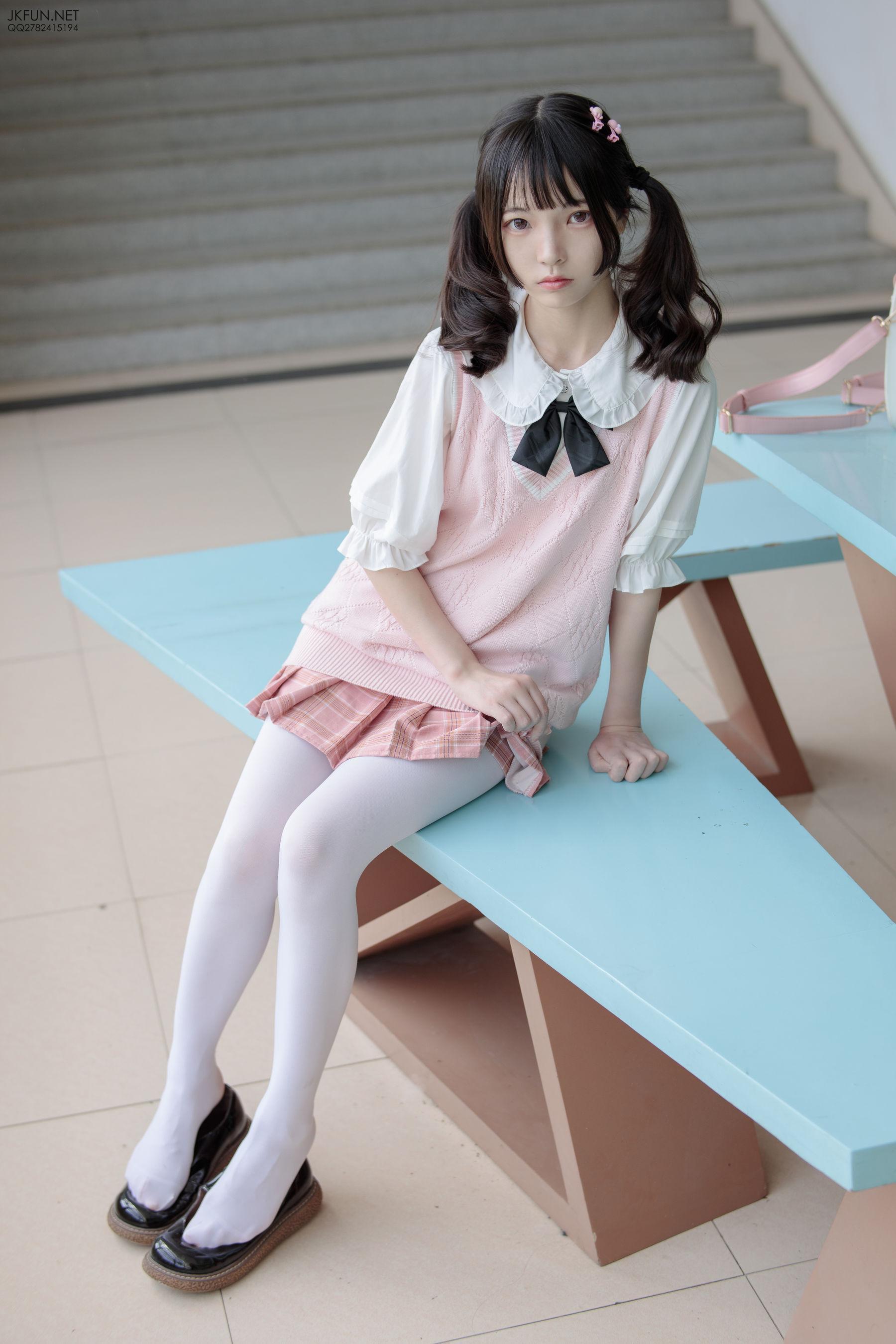 默陌《80D白丝》 [森萝财团] JKFUN-007 写真集(110)