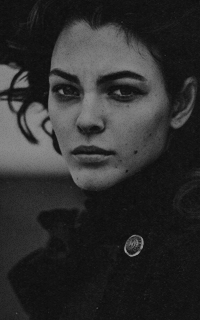 Vittoria Ceretti J0BoW9yO_o