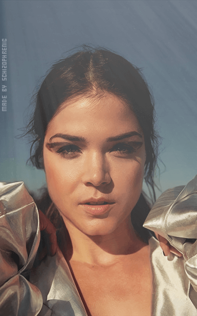 Marie Avgeropoulos - Page 2 GbRlDybL_o