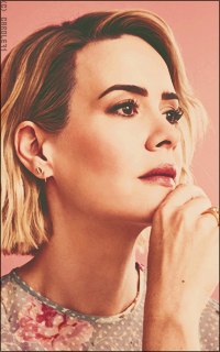 Sarah Paulson LdqHTVWr_o