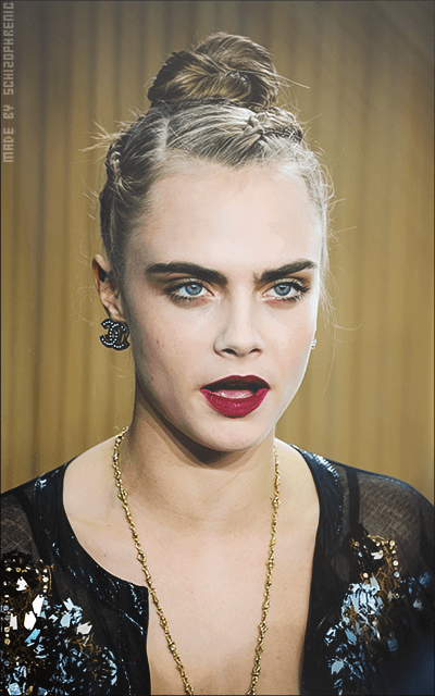 Cara Delevingne XyvgVq8u_o