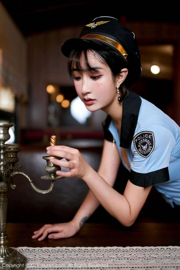 秀人网No.1811林子欣警花制服系列写真(15)