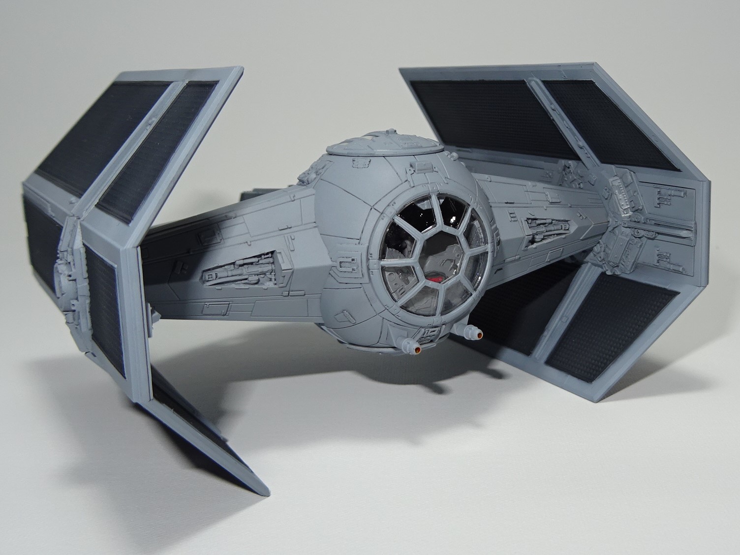 Bandai 1/72 Tie Advanced X1 