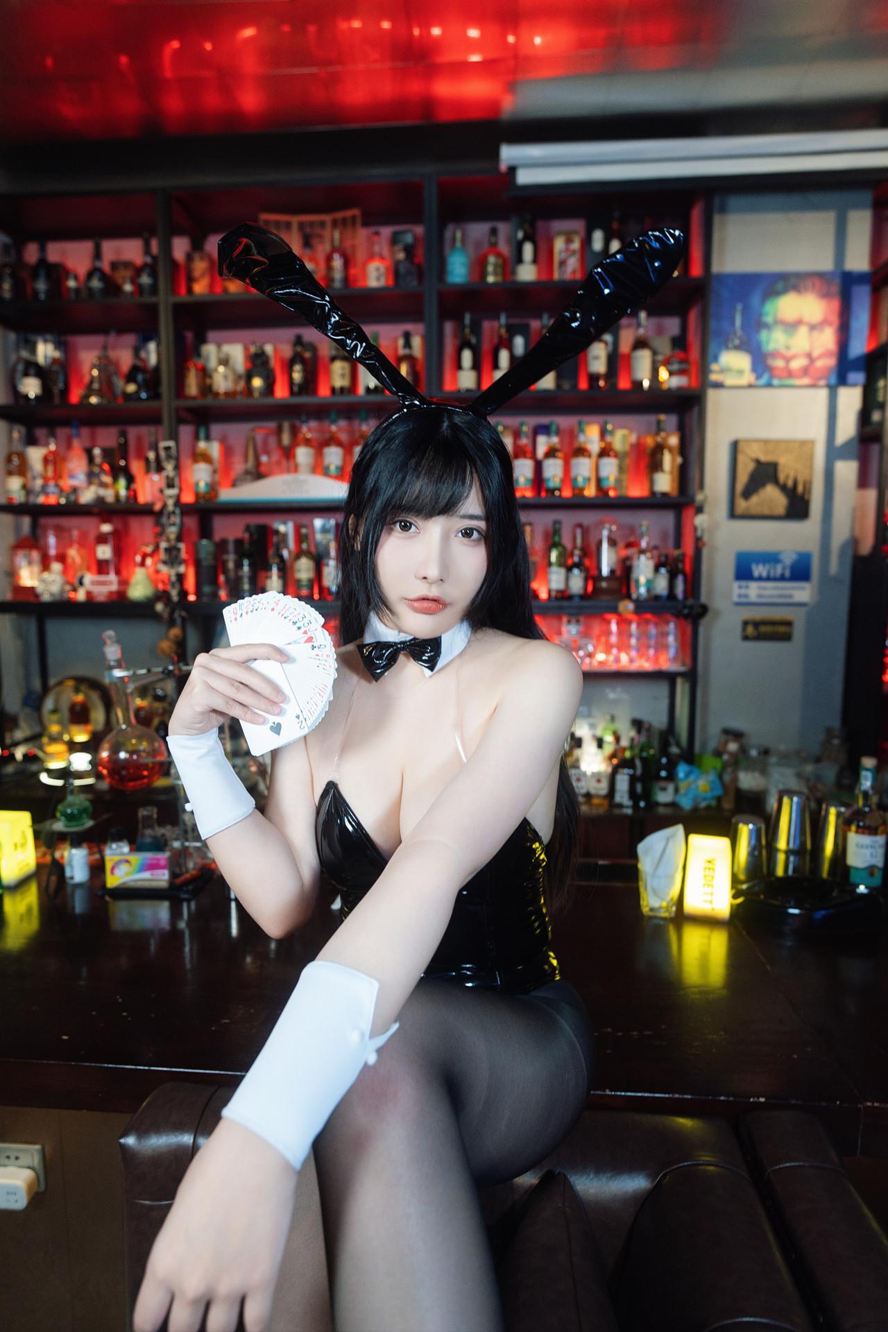 Cosplay 糖果果candy – 黑胶兔兔2 Set.02(13)