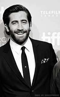 Jake Gyllenhaal - Page 3 CujU14Ku_o