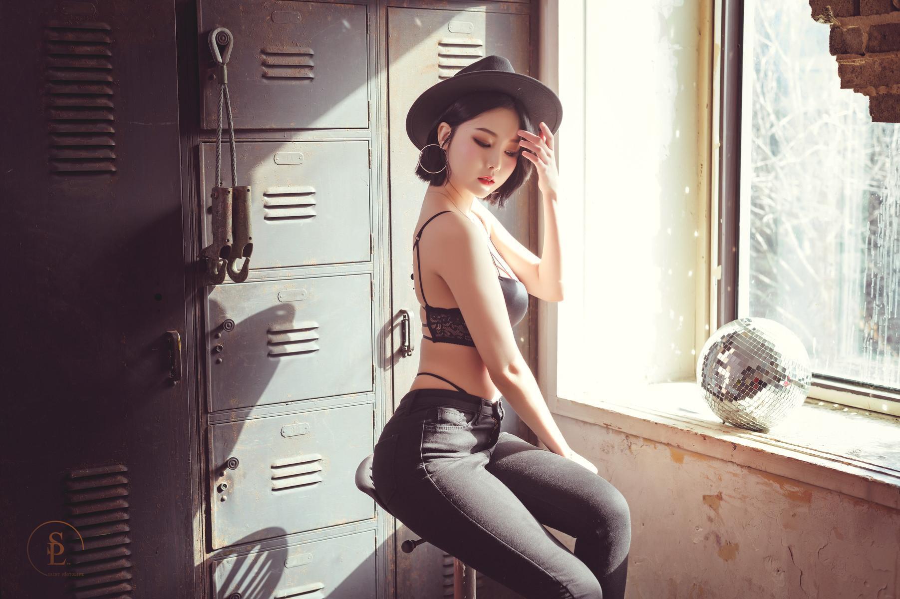 Yuna 유나, [SAINT Photolife] Wild Part.2 – Set.03(8)