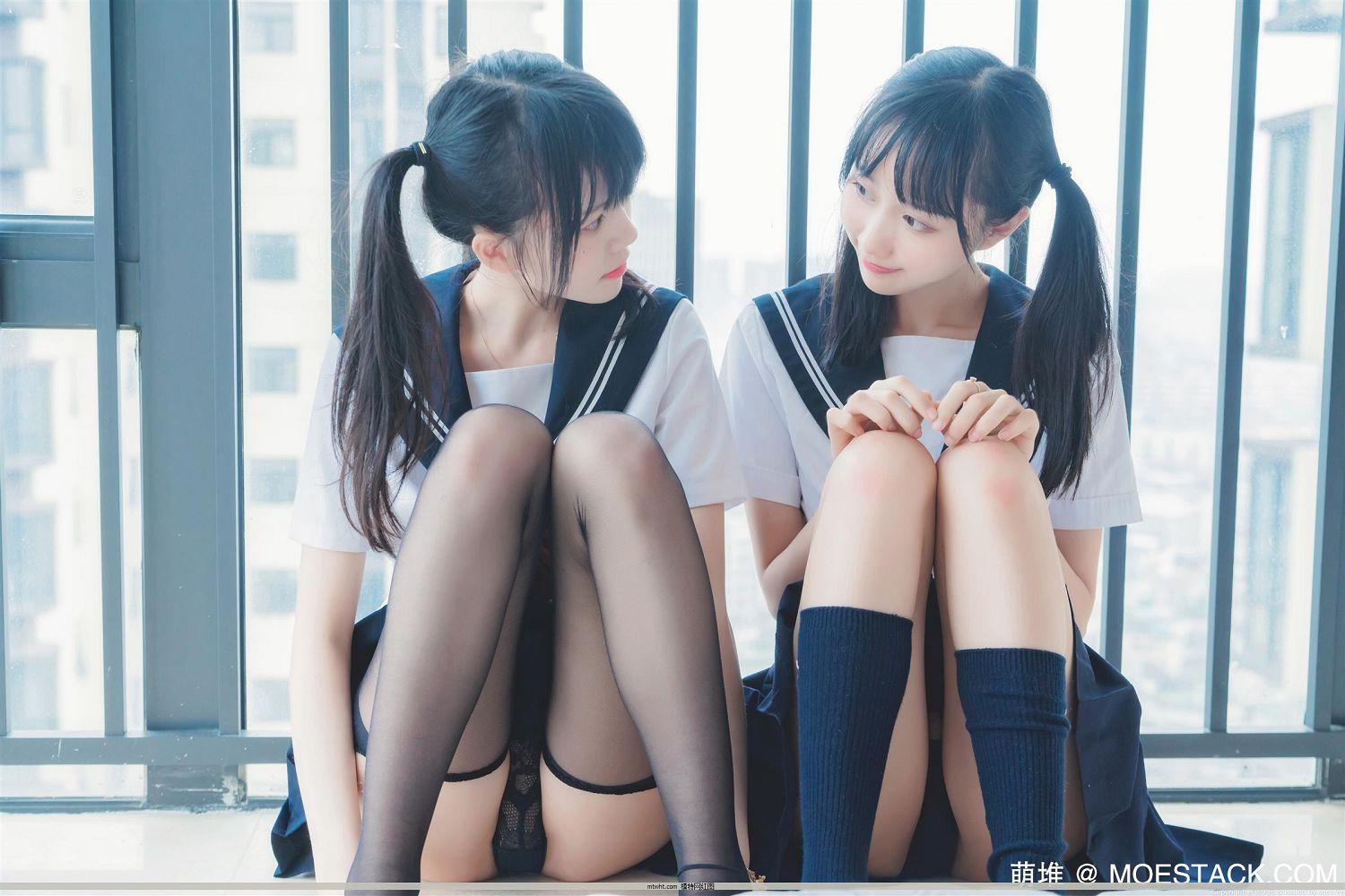 微博美女:@桜桃喵 – 她(制服×制服) (微博美女:@桜桃喵&福利妹子图-萌系小姐姐治愈系美少女Coser@木绵绵OwO)[37P](25)