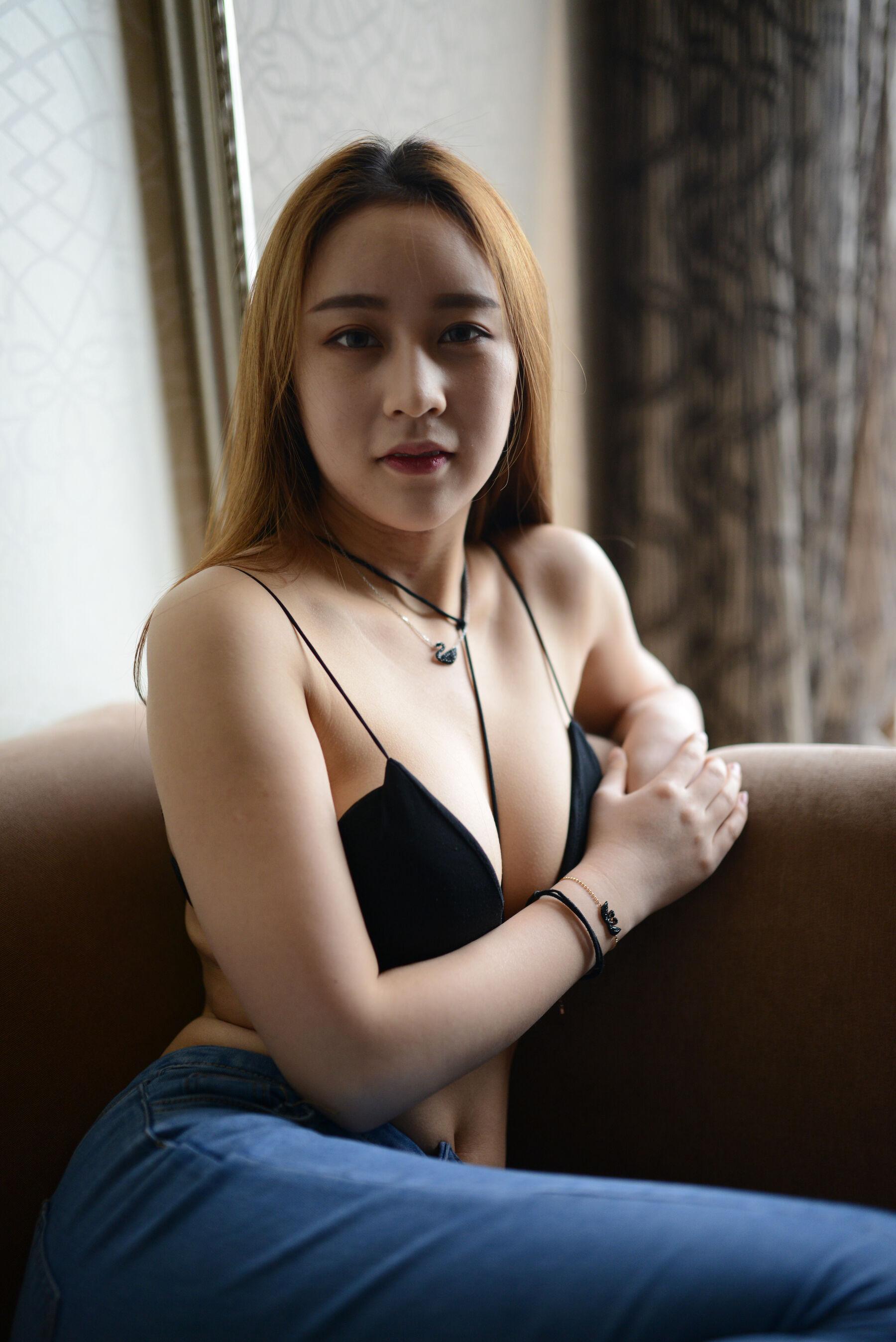 国模套图 乔依琳《2019年私拍合集》(23)