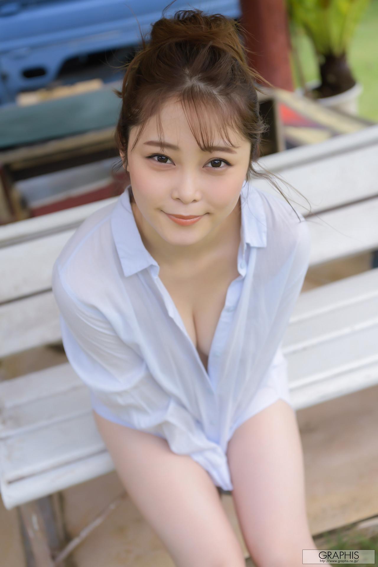 Ami Kitai 希代あみ, Graphis Calendar 2024.04(6)