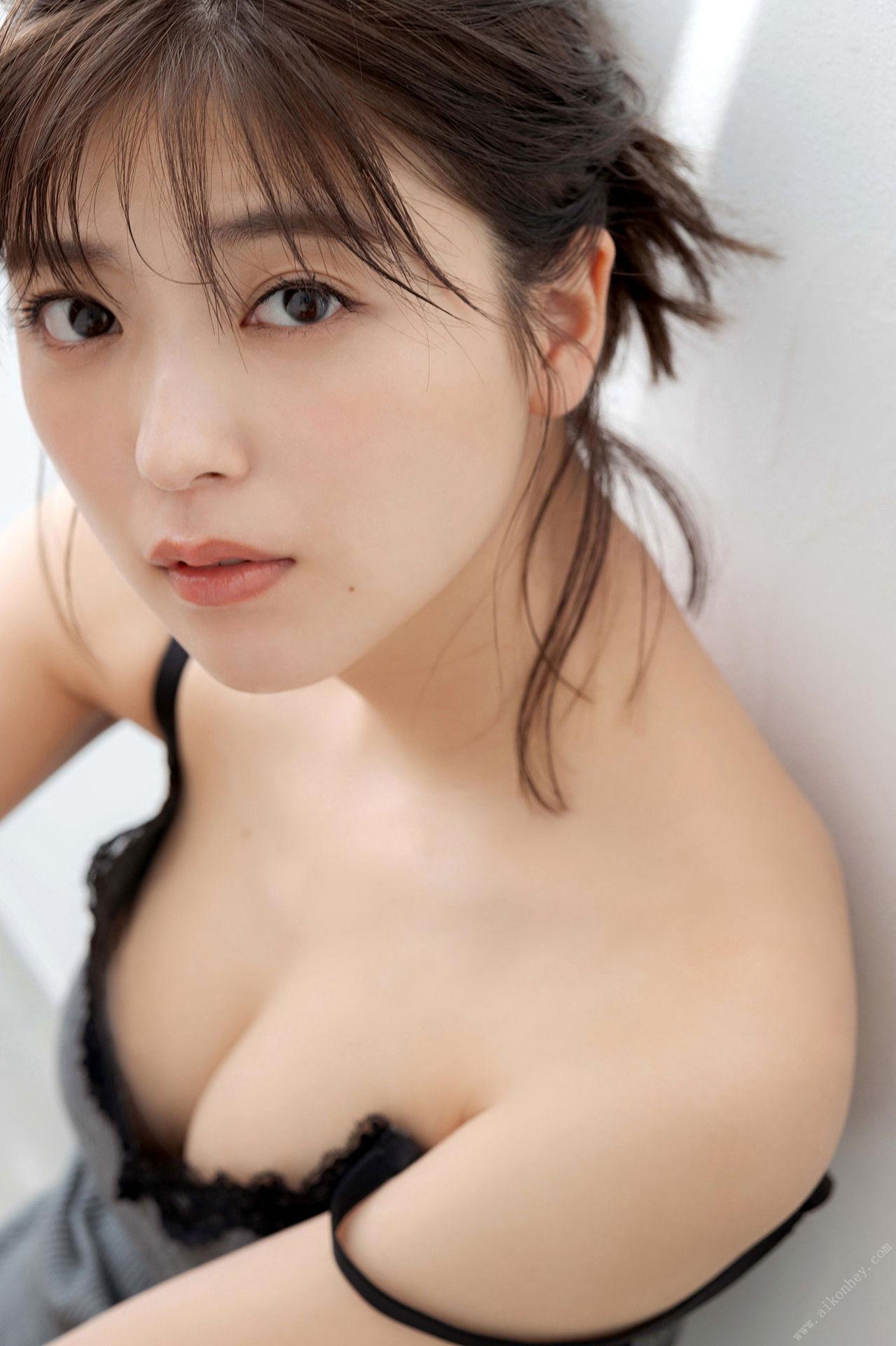 Mio Kudo 工藤美桜, ＦＲＩＤＡＹデジタル写真集 「輝きながら……」 Set.02(4)