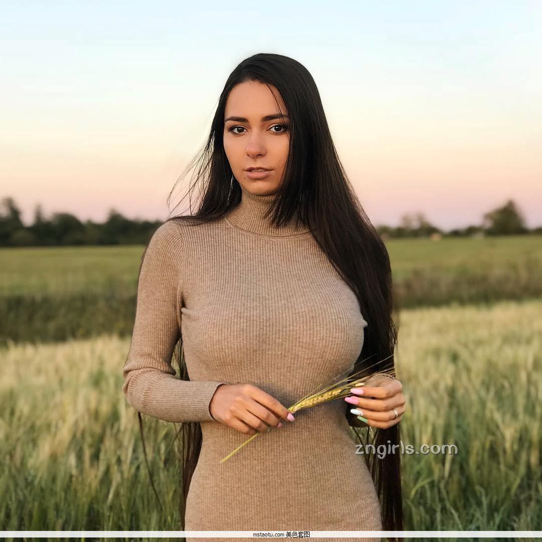 Helga Lovekaty- 俄罗斯最具杀伤力的嫩模套图(39)