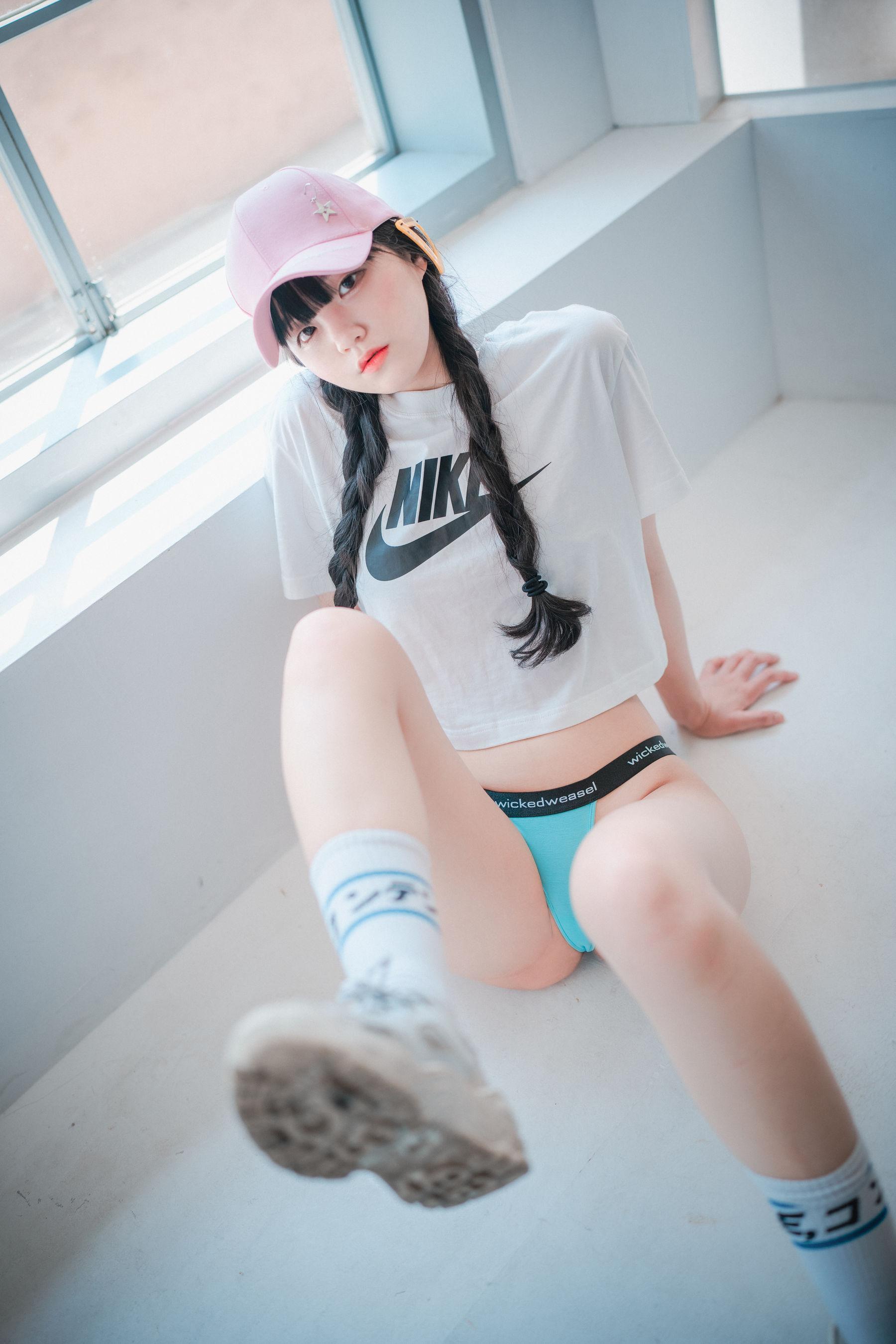 [DJAWA] Jenny – Loose and Tight Pink 写真套图(144)