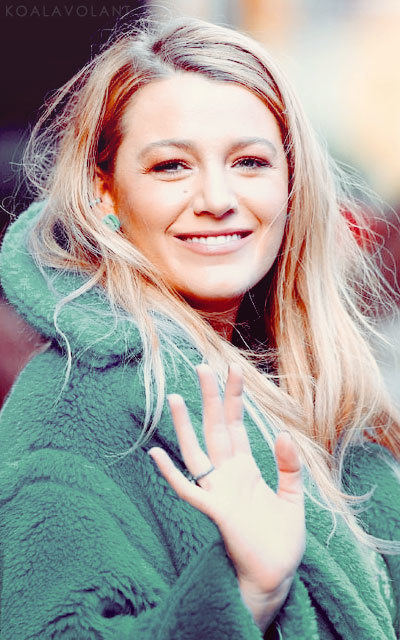 Blake Lively Avatars 200*320