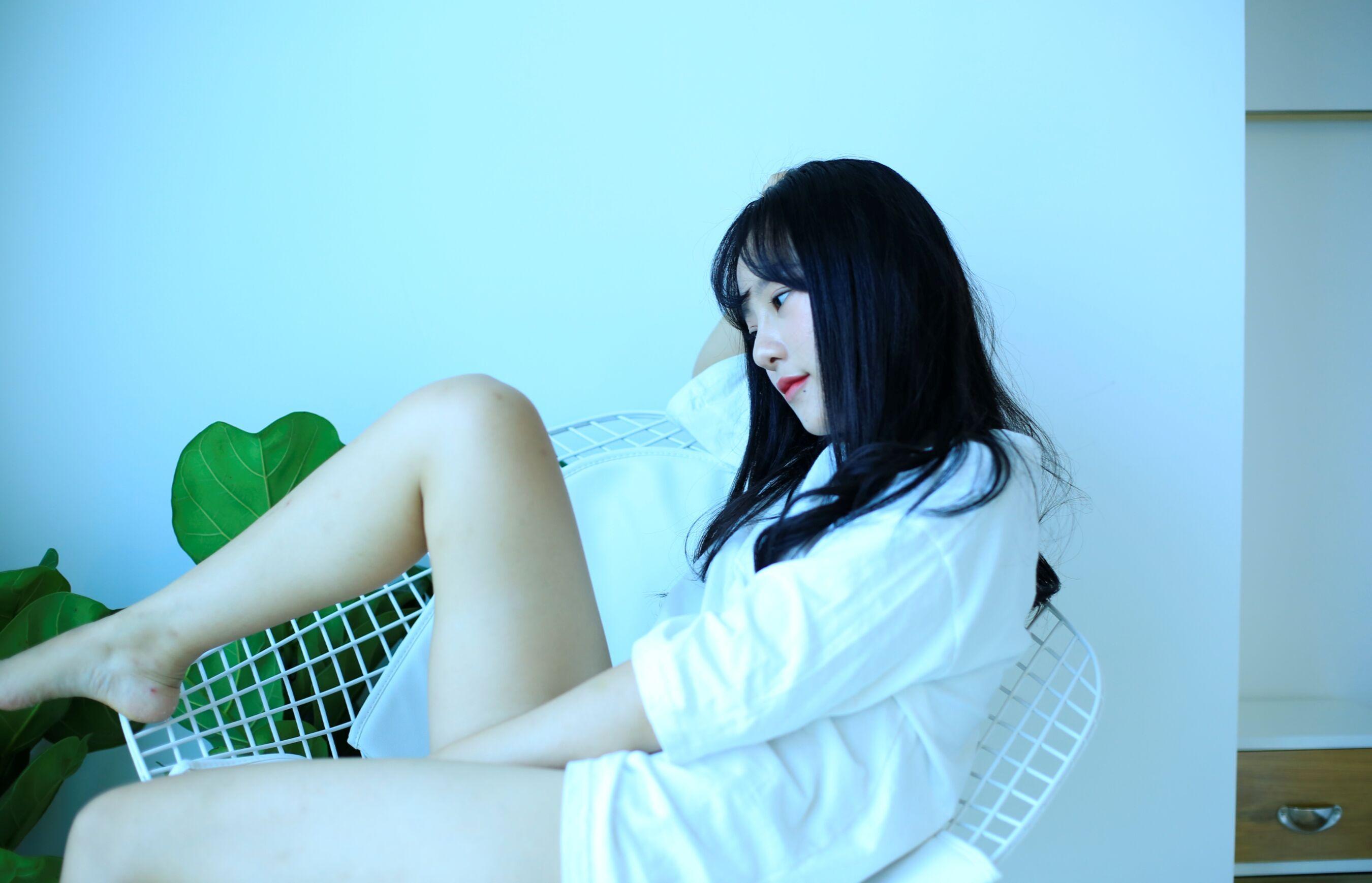 国模套图 素人私房流出(606)