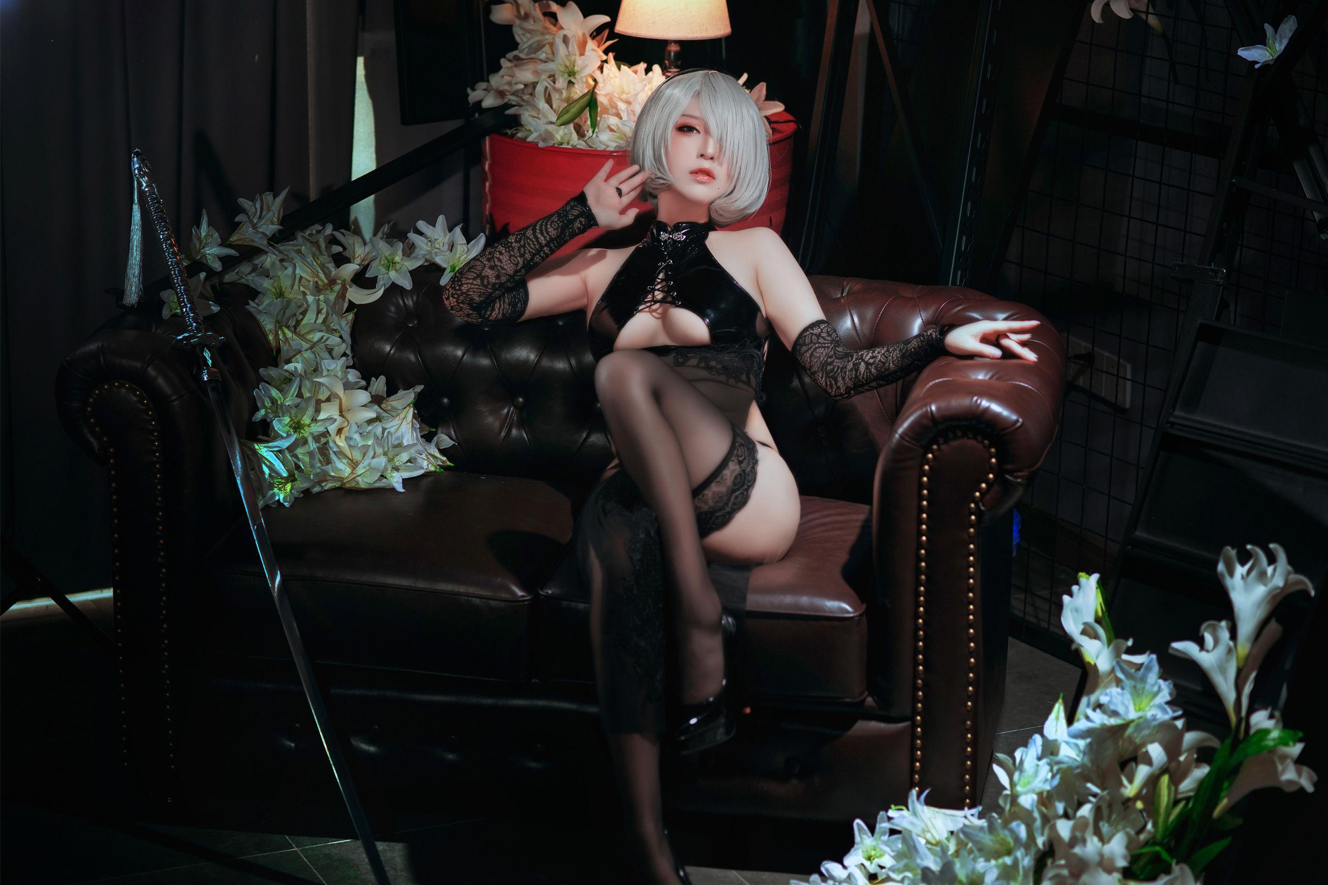 [网红COSER] 半半子 – 2B靡烟旗袍 写真套图(3)