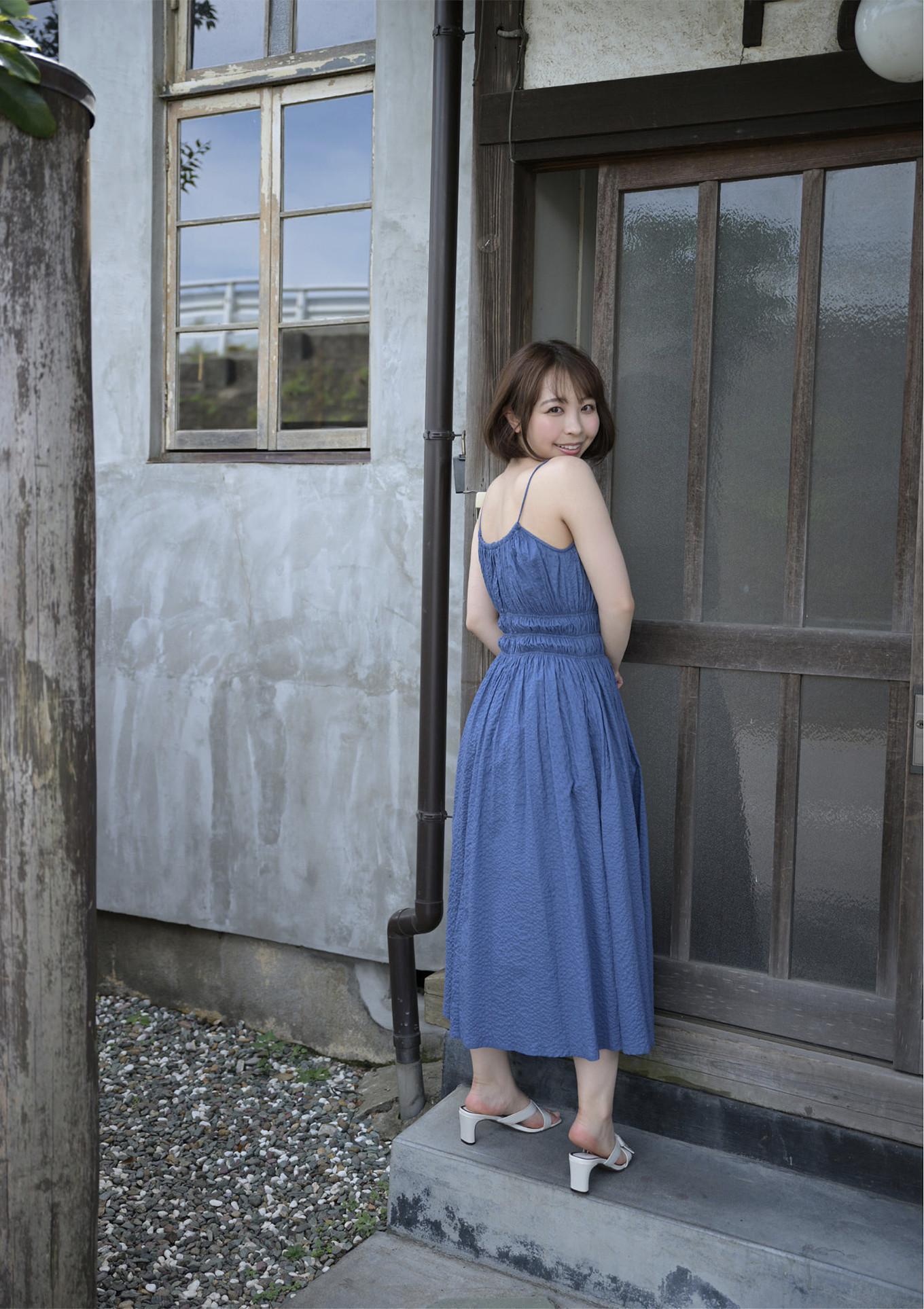 Riho Shishido 宍戸里帆, 週刊現代デジタル写真集 「現役女子大生のマシュマロ巨乳」 Set.03(2)