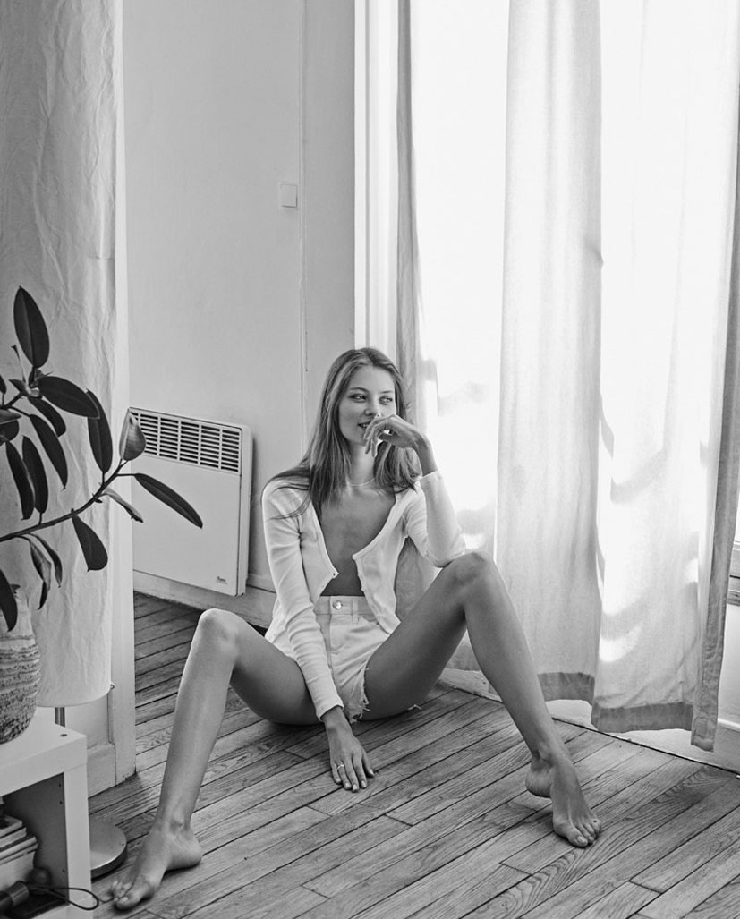 В постели с Викой Фалилеевой / Vika Falileeva by Anvar Norov В постели с Викой Фалилеевой / Vika Falileeva-Leonard by Anvar Norov