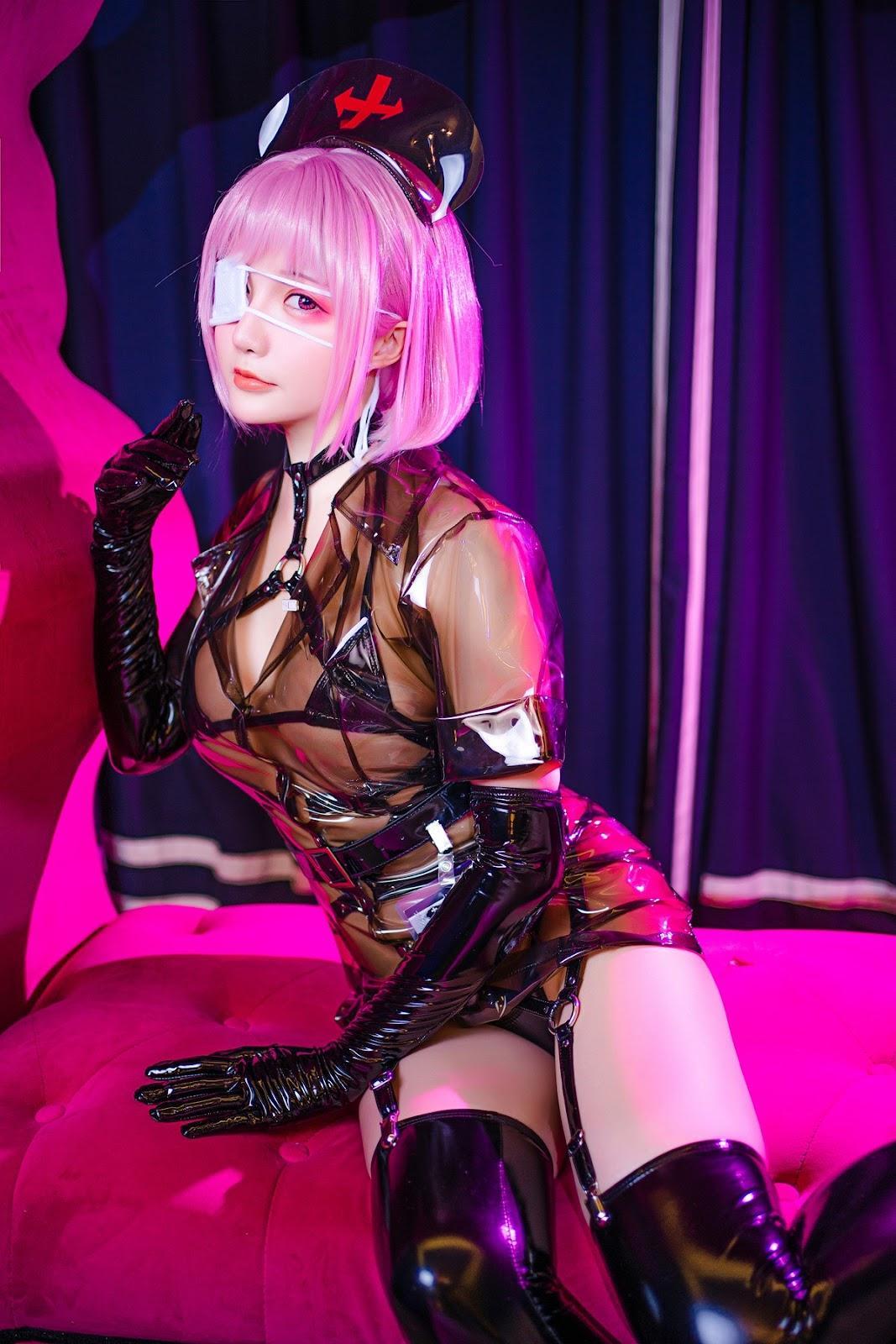 Cosplay 星之迟迟Hoshilily 透明护士(18)