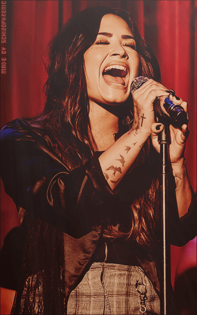 Demi Lovato IsqDUmLJ_o