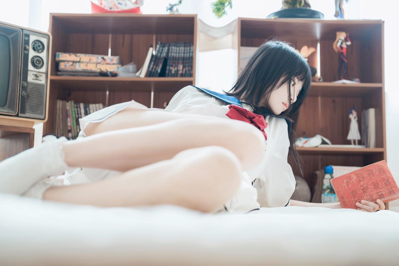 Cosplay 桜桃喵 盛夏制服(9)