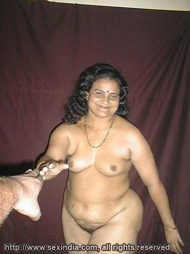 Andhra aunty sex clips-7192