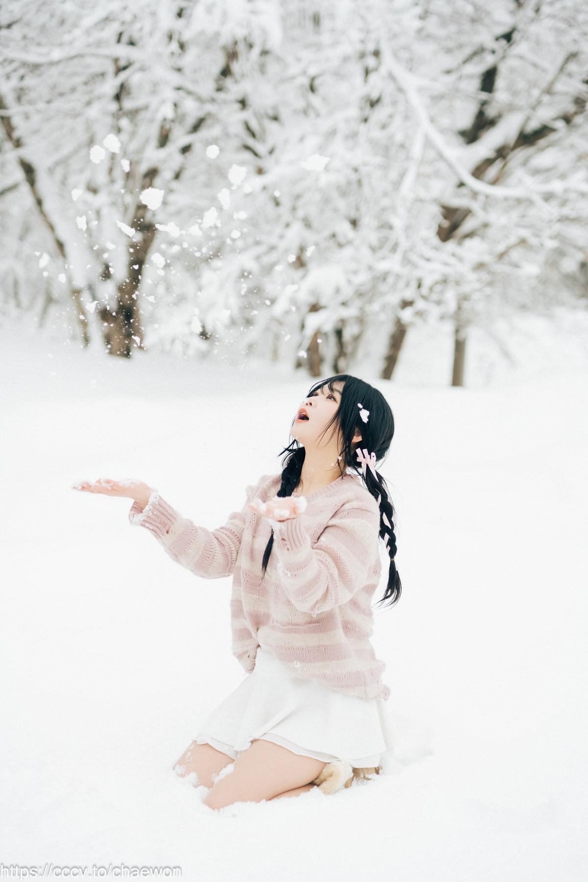 ZIA.Kwon 권지아, [Loozy] Snow Girl Set.01(36)