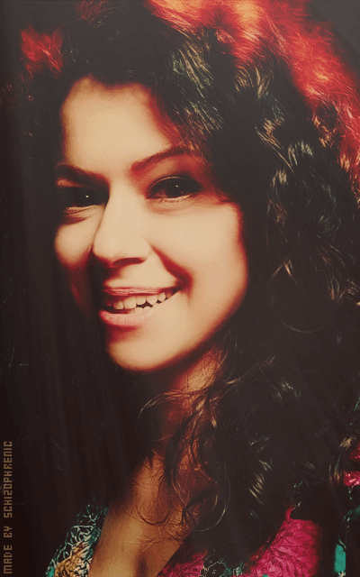 Tatiana Maslany D1dHkiop_o