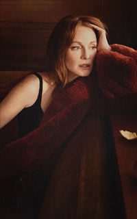 Julianne Moore MCDl3T7h_o