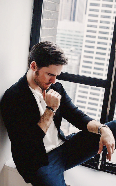 aktor - Colin O'Donoghue SKkgbKo6_o