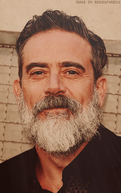 Jeffrey Dean Morgan AOcFg0wd_o