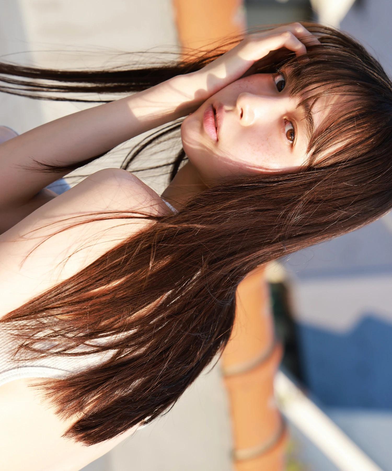 Hiroe Igeta 井桁弘恵, デジタル写真集 「BE{Free}」 Set.01(19)
