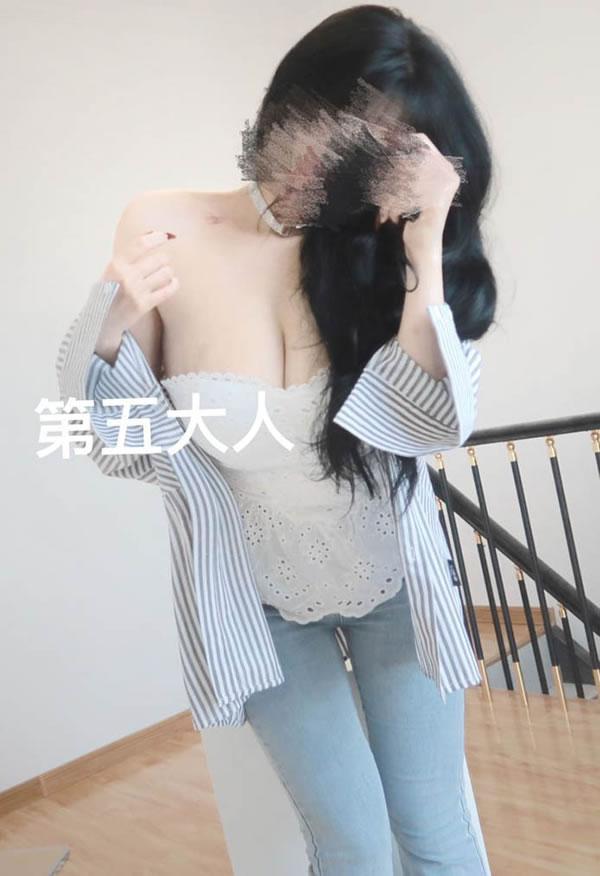 极品巨乳网红@第五大人诱惑私拍视图(26)