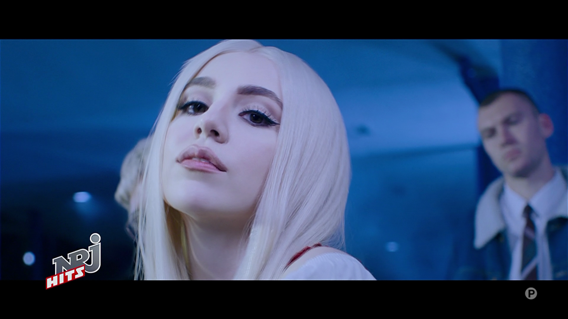 Песня whatever ava max