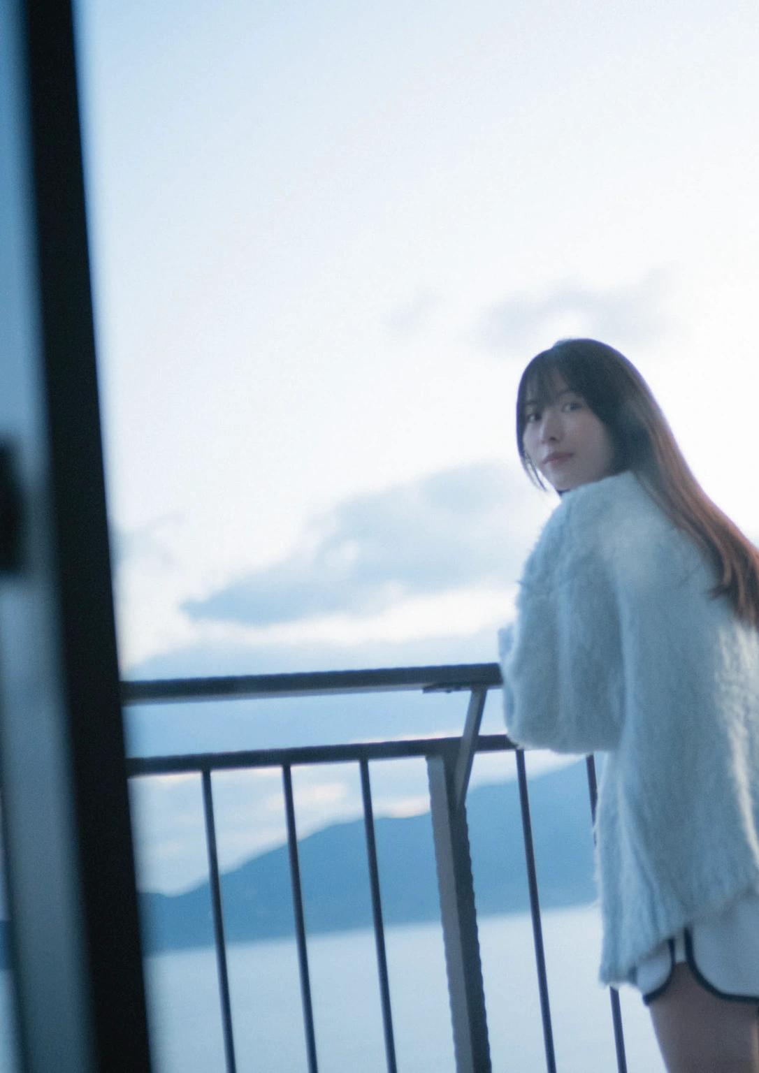 Kotoko Sasaki 佐々木琴子, 1st写真集 「明け方の夢」 Set.02(29)