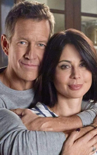 James Denton et Catherine Bell Jn9Y3t9t_o