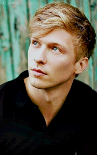 Eamon Rhodes
