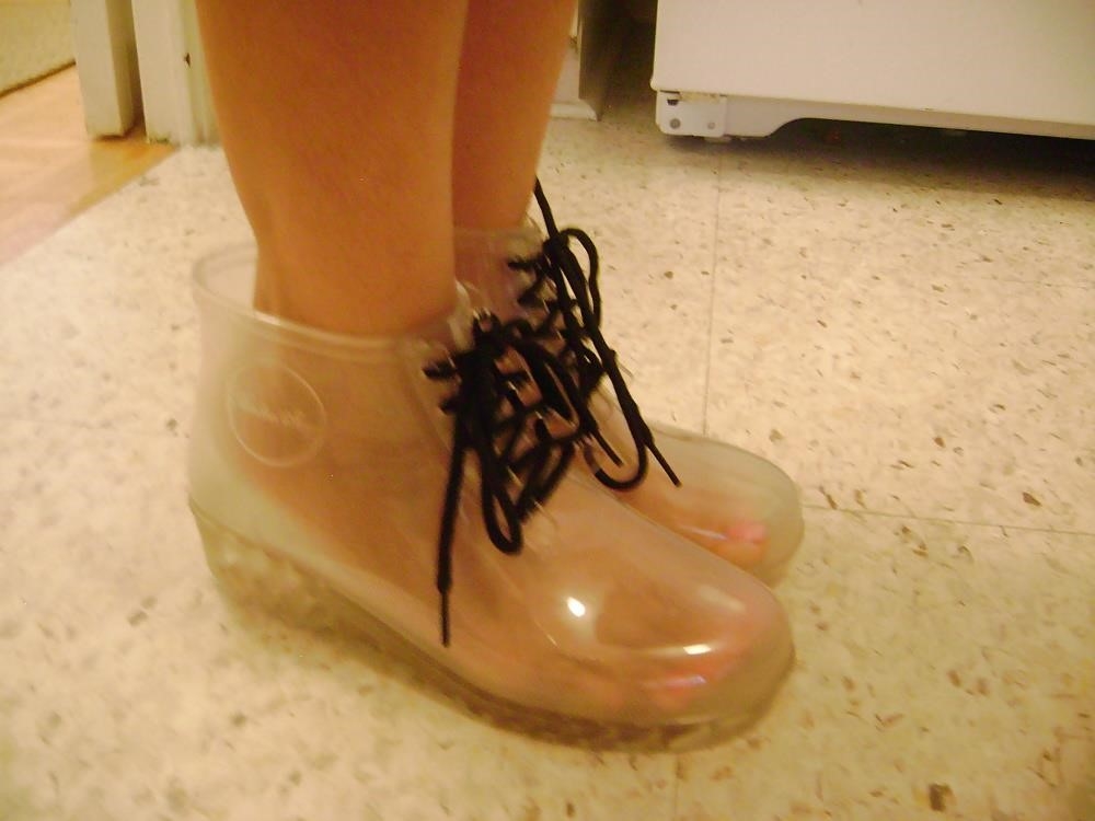 Sorel heel rain boots-8821