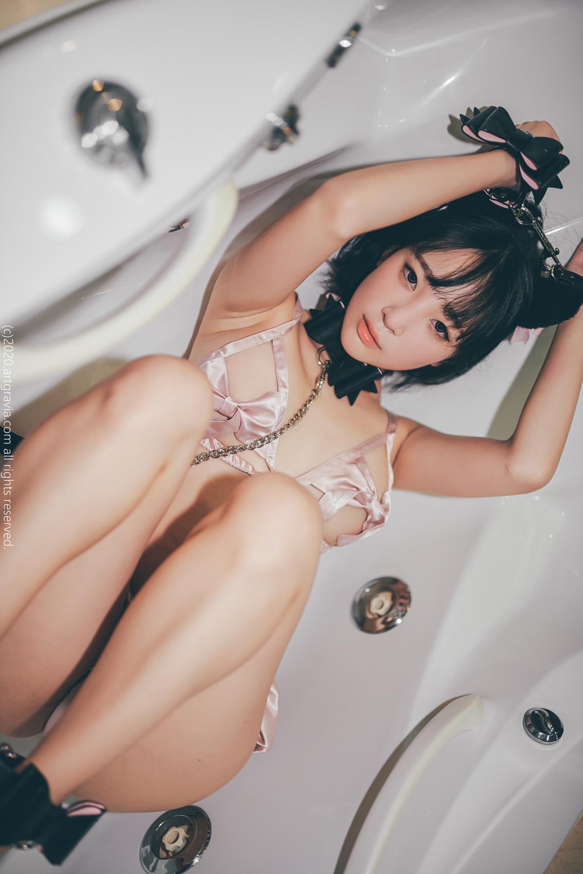 Kang Inkyung 강인경, ArtGravia Vol.142 Photobook Set.01(7)