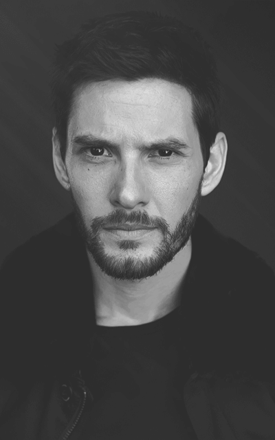 Ben Barnes - Page 2 QOsMp4nq_o