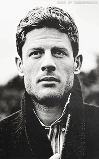 James Norton UNVoEvyW_o